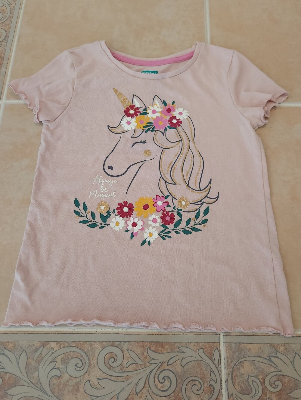 Size 7 Girls Unicorn top